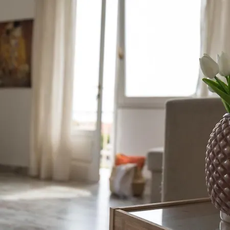 Il Sole In Casa Lavagna